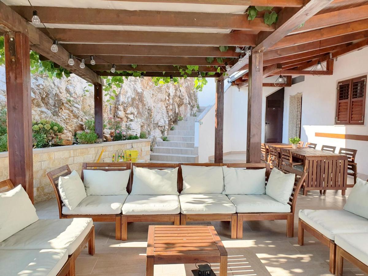 Villa Majda At The Paradise Beach Murvica  Exterior photo