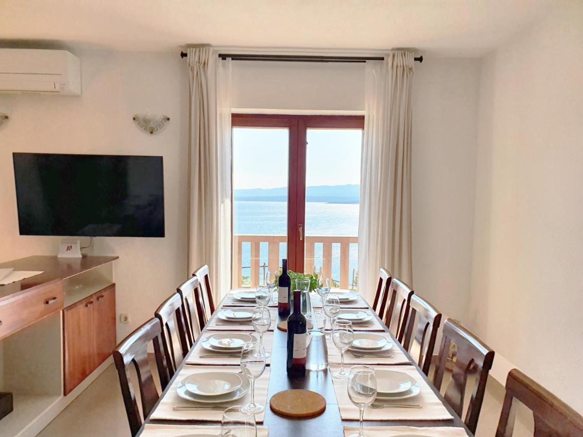 Villa Majda At The Paradise Beach Murvica  Exterior photo